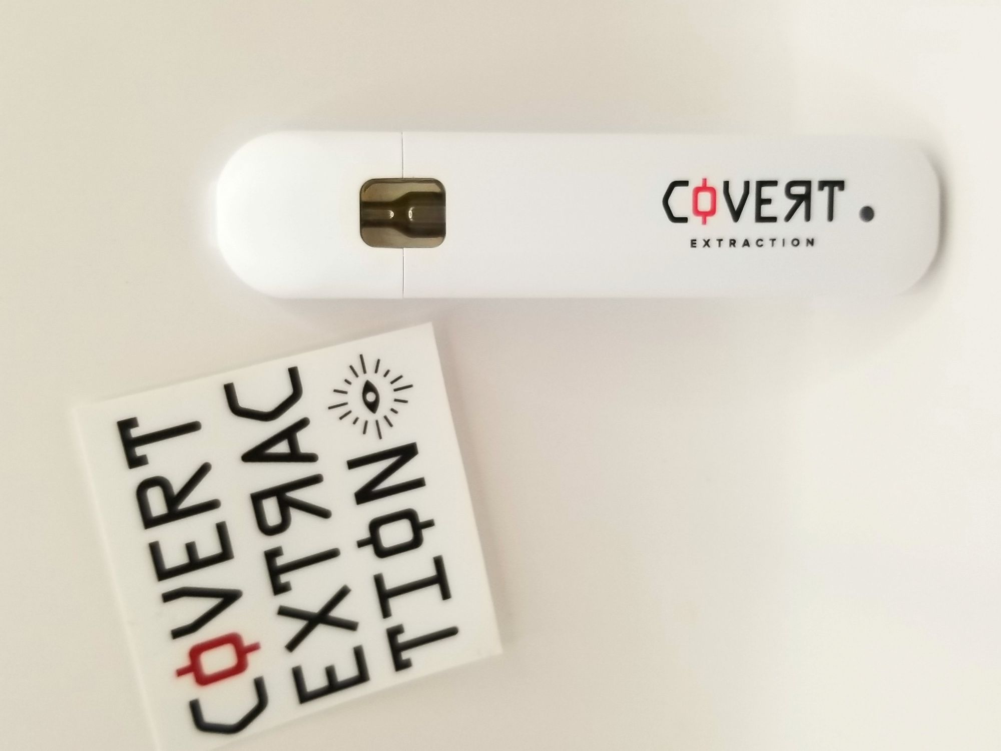 Photograph of product: COVERT EXTRACTION - BLUE RASPBERRY 1 GRAM DISPOSABLE VAPE