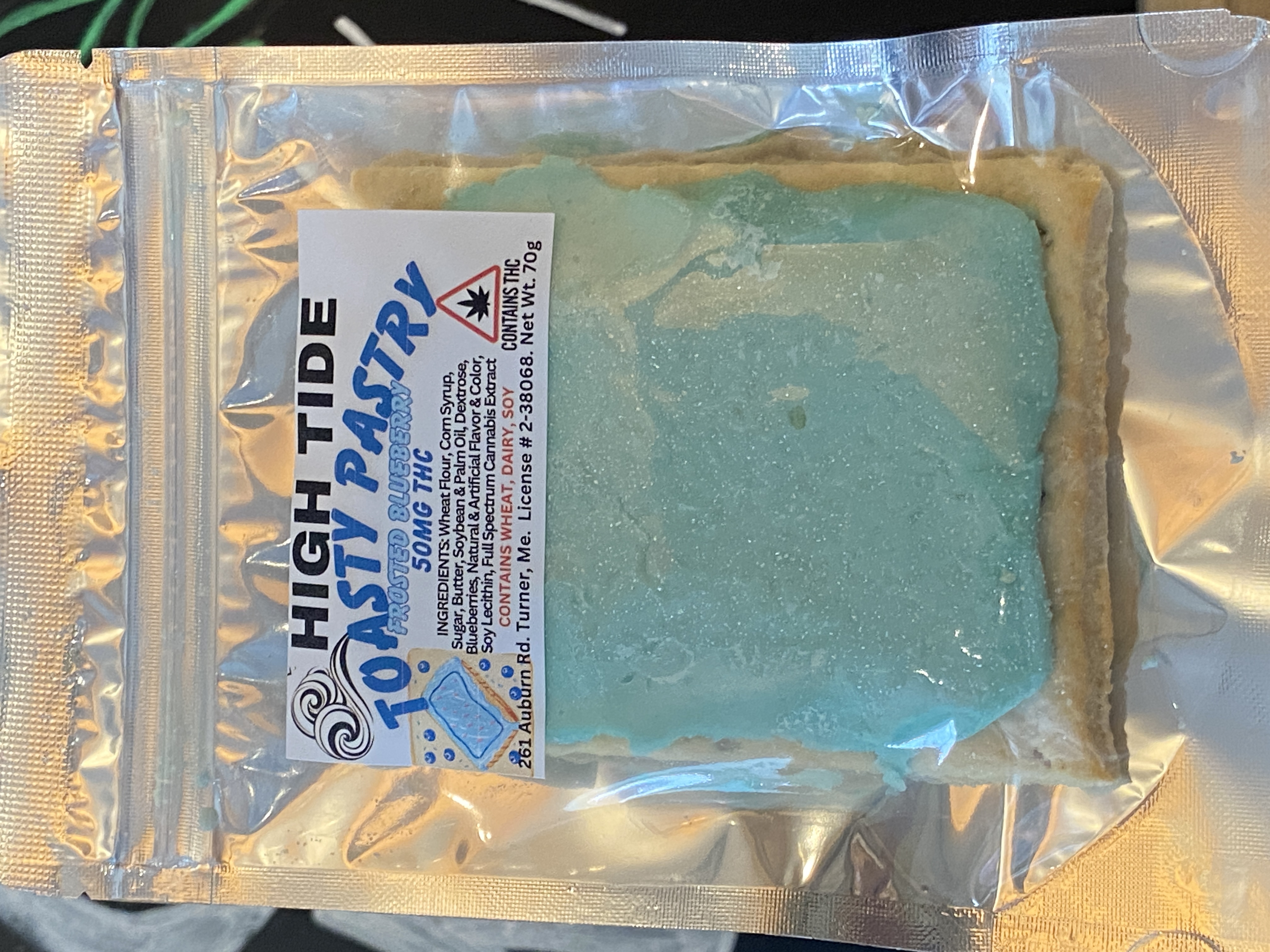 Photograph of product: High Tide | Toasty Pastry | Frosted Blueberry | 50mg