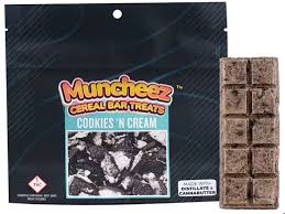 Photograph of product: Muncheez Cookies 'N Cream