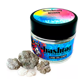 Photograph of product: 3.5g Strawberry Cheesecake x Pink Rozay - au chocolattag