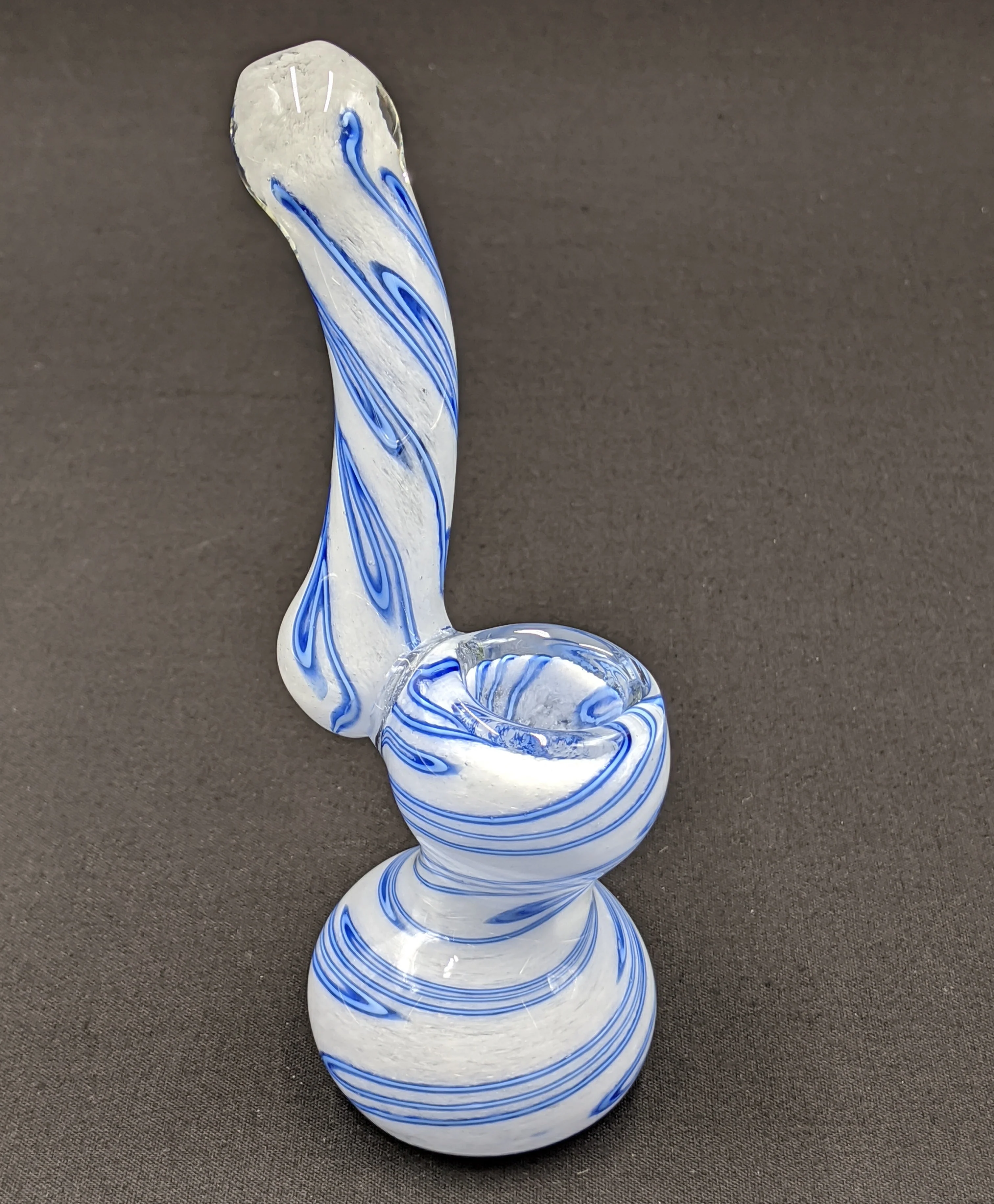 Photograph of product: Blue & White Twist Rod Bubbler
