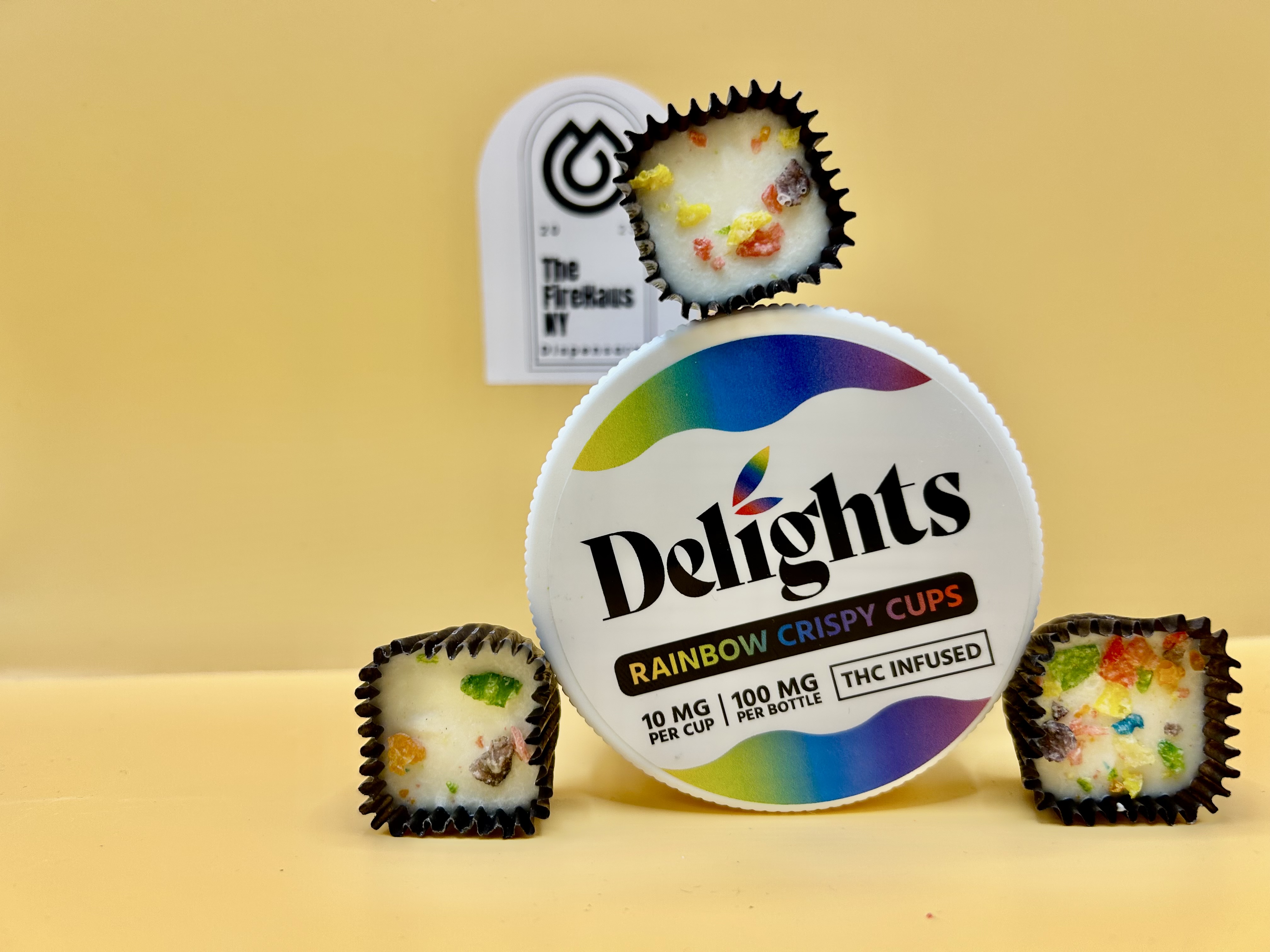 Photograph of product: DELIGHTS | RAINBOW CRISPY CUPS | 100MG