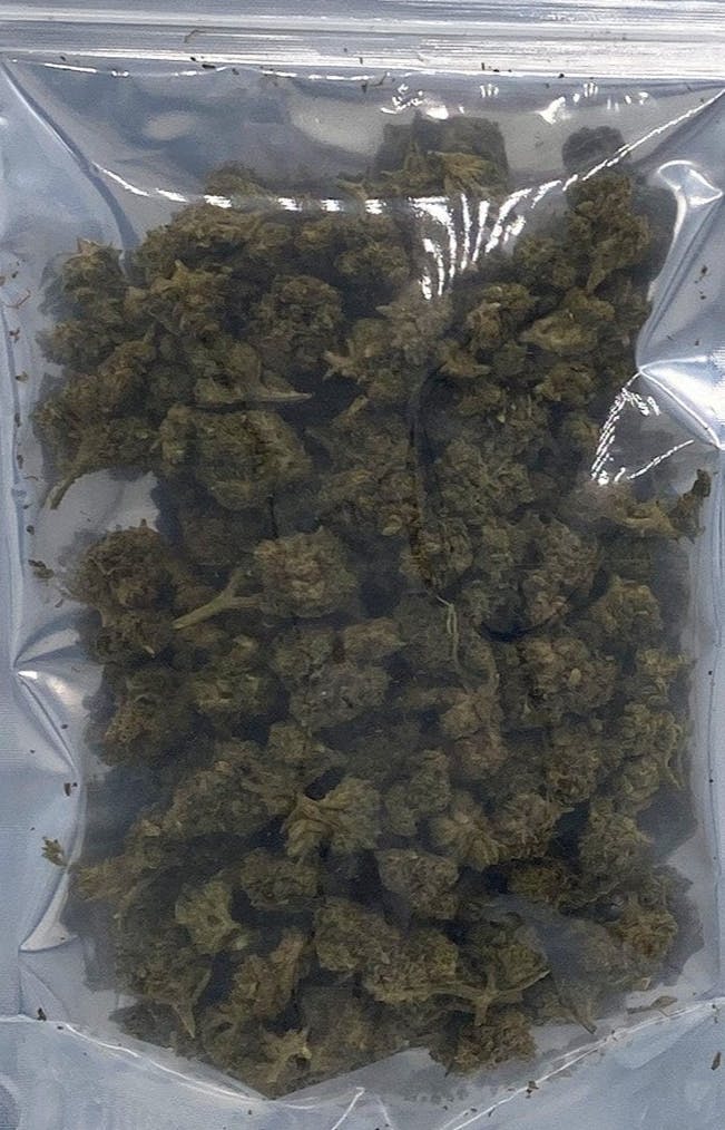 Photograph of product: $69 Red Runtz OZ Pre-weigh