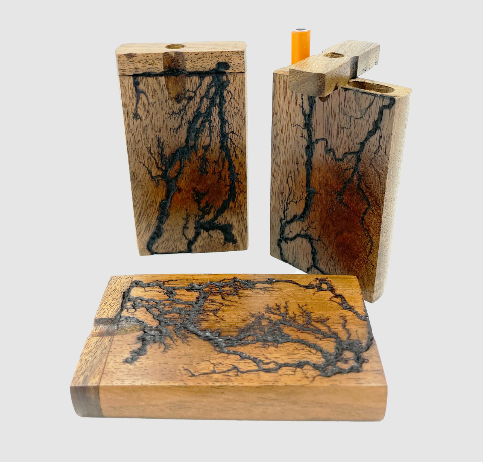 Photograph of product: 4" Rustic Wood Dugout with 1 Hitter