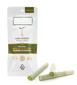 Photograph of product: RAW GARDEN SOUR PASSIONBERRY CRUSHED DIAMONDS INFUSED PREROLLS 3 PACK Oui'd 1.75G