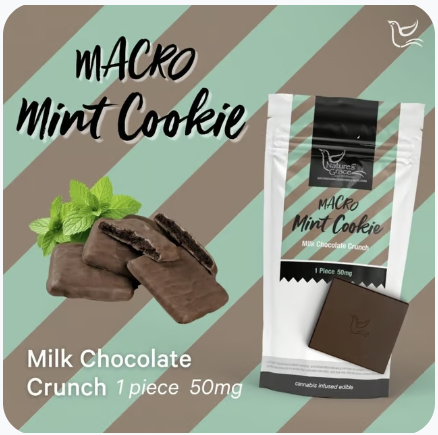 Photograph of product: Mint Cookie | Milk Chocolate Crunch Bar