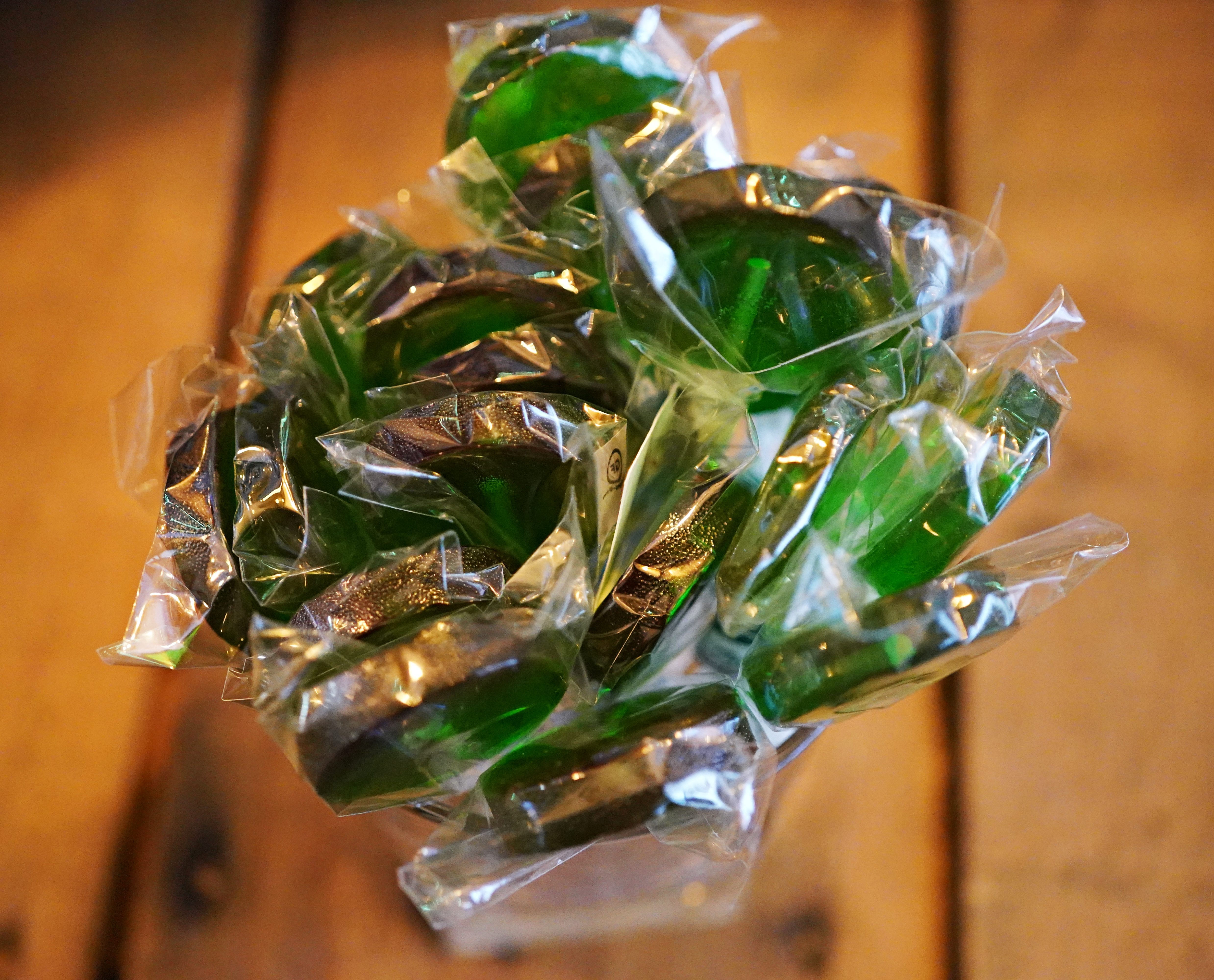 Photograph of product: Green Apple 50mg Lollipop