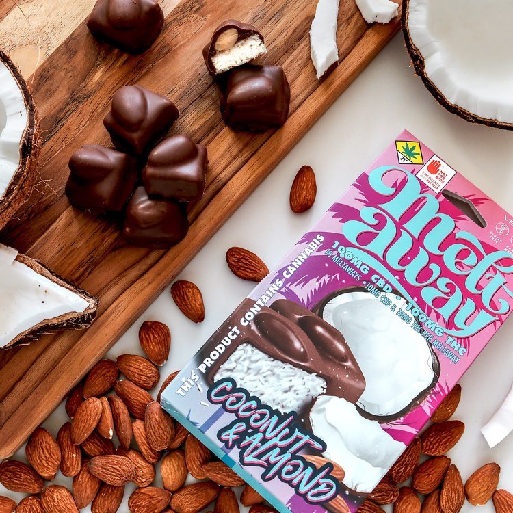 Photograph of product: Coconut & Almond Bon Bombs 1:1 | 100mg