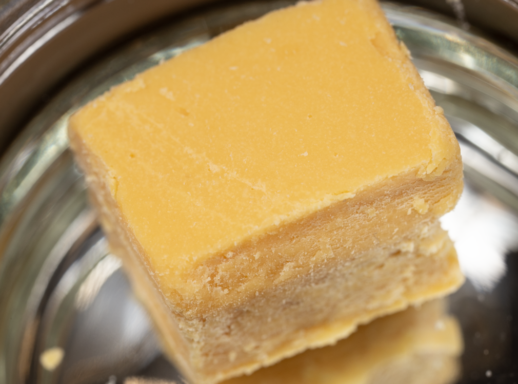 Photograph of product: CSC (I/H) Grape Cream Cake Cured Resin Bucket