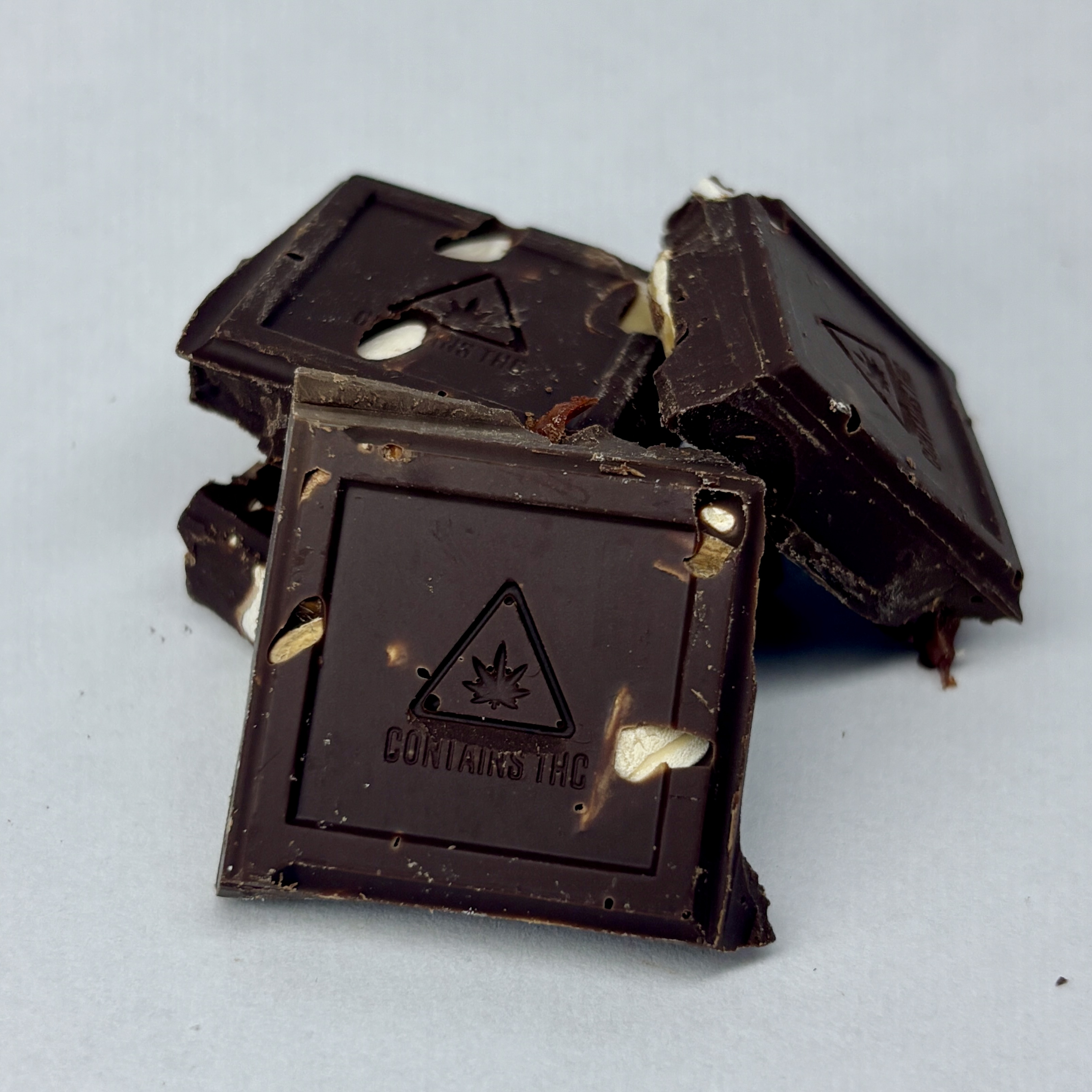 Photograph of product: CherryAlmondDarkChoco-Bar|HRBD|92.97mg