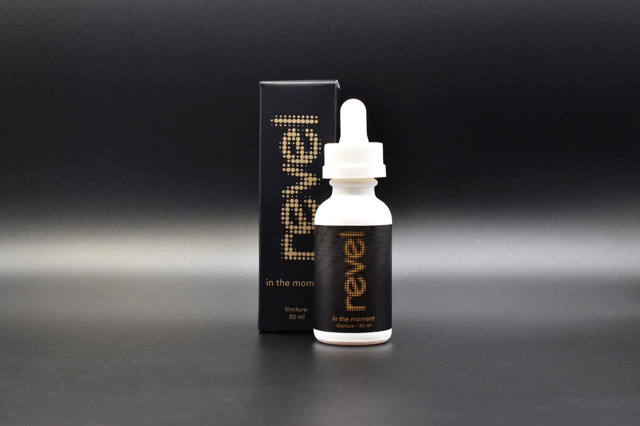 Photograph of product: Revel TH-oui Tincture (H) 300mg