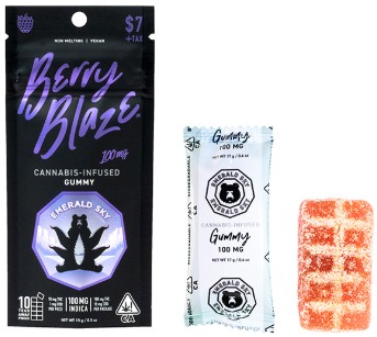 Photograph of product: Berry Blaze [I] - 100MG Gummy Single