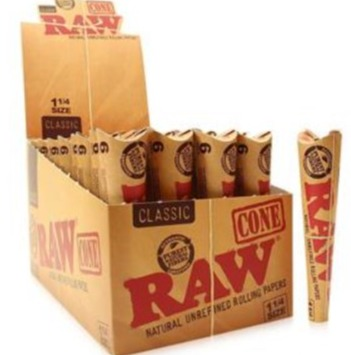 Photograph of product: Raw Cones 1 1/4 6pck - 1004