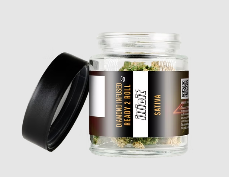 Photograph of product: Illicit | Hybrid | Flower | Diamond Infused Shake | 5g