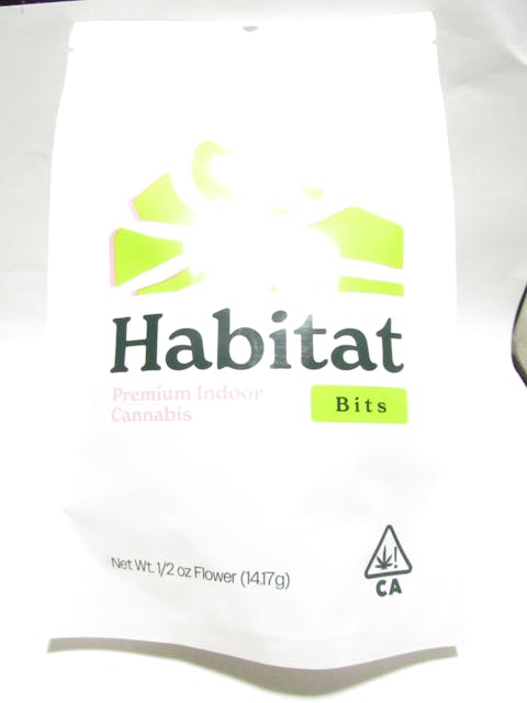 Photograph of product: Habitat Bit 14g Hotcakes Smalls - Hotcakes 14g Smalls