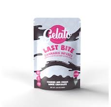 Photograph of product: Gelato 200mg Last Bite | Cookies & Cream White Chocolate