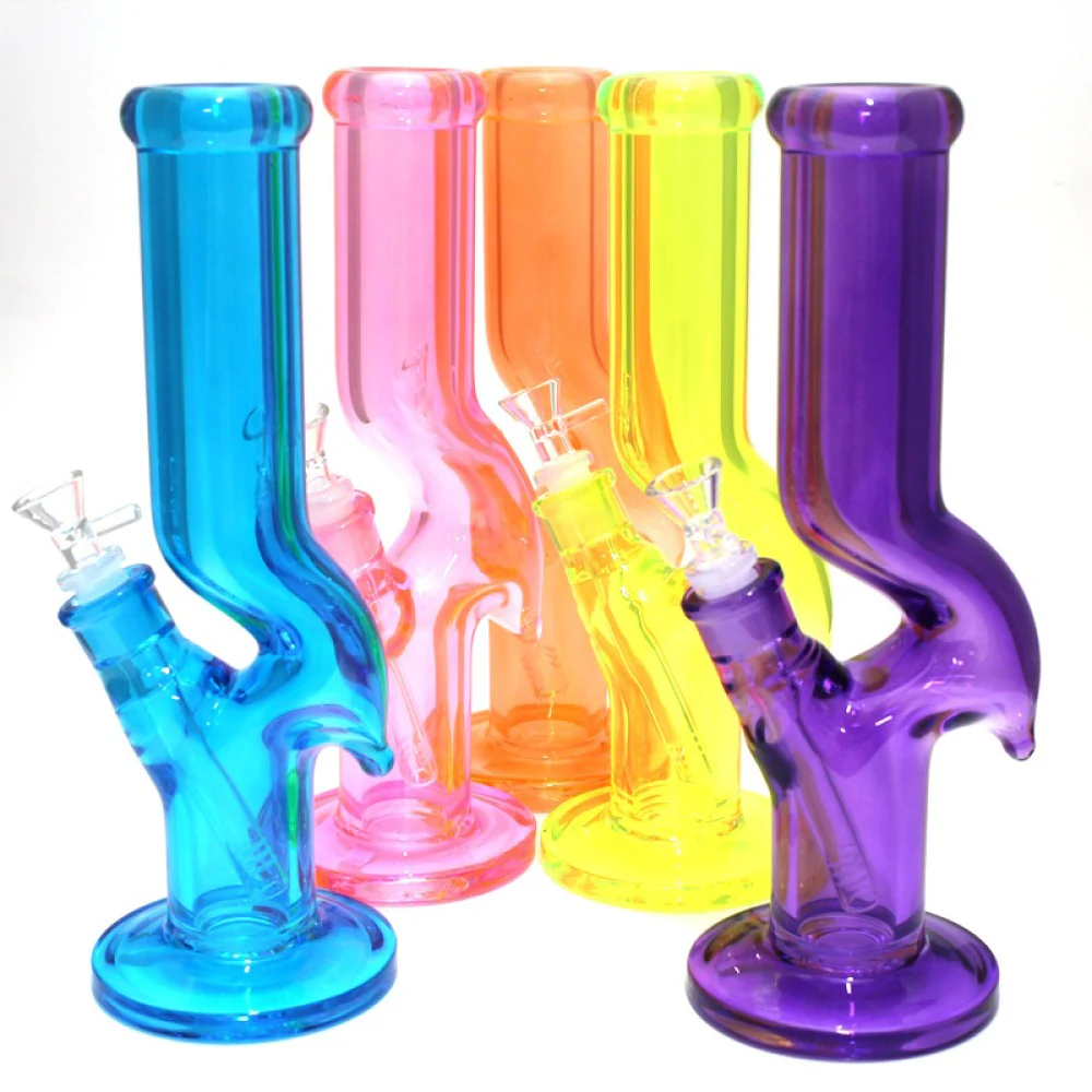 Photograph of product: 11'' Flat Bottom Solid Color Zig Zag Design Straight Heavy Duty Thick Glass Water Pipe