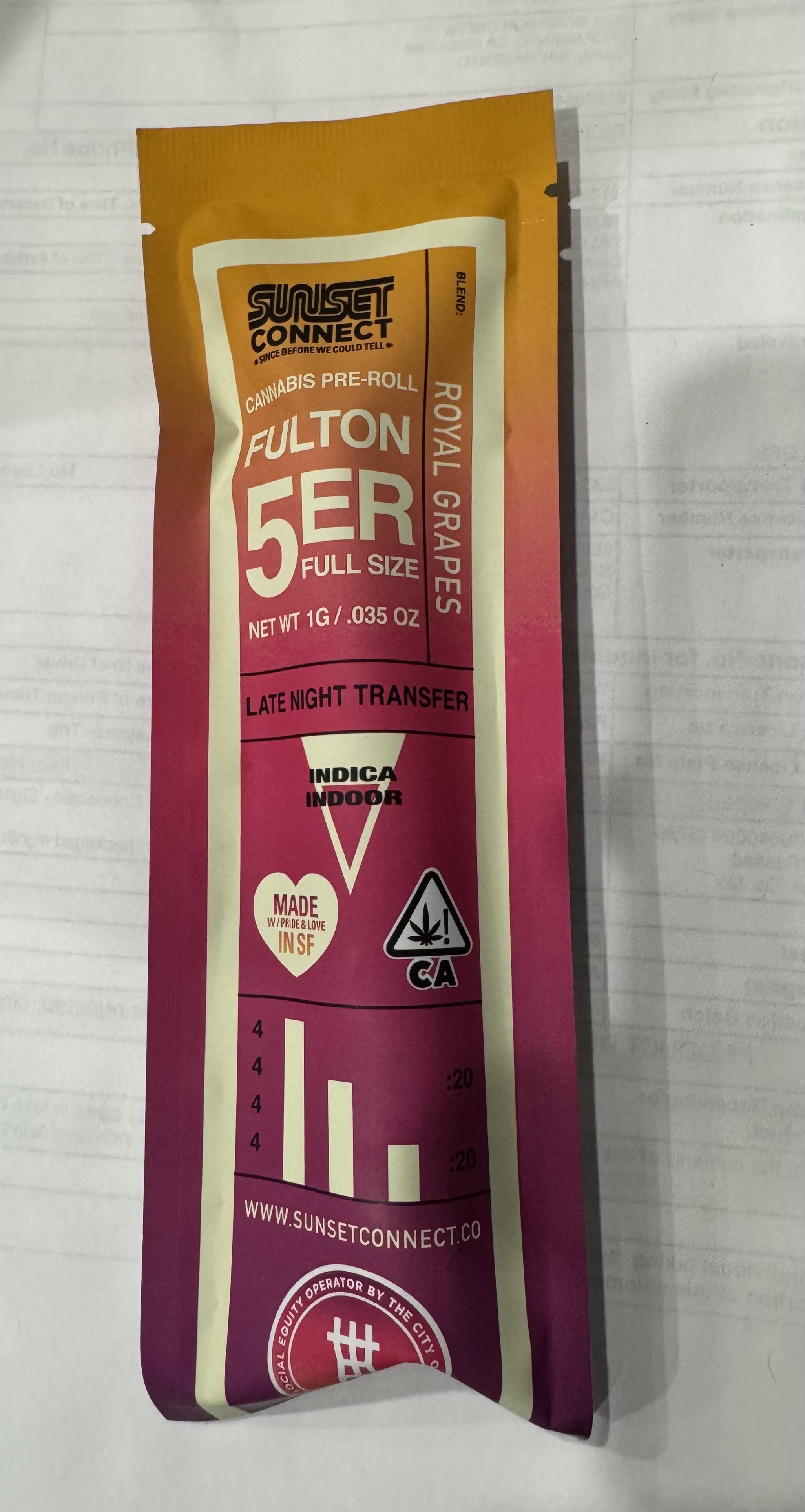 Photograph of product: ROYAL GRRAPES 1G PREROLL - 1 G