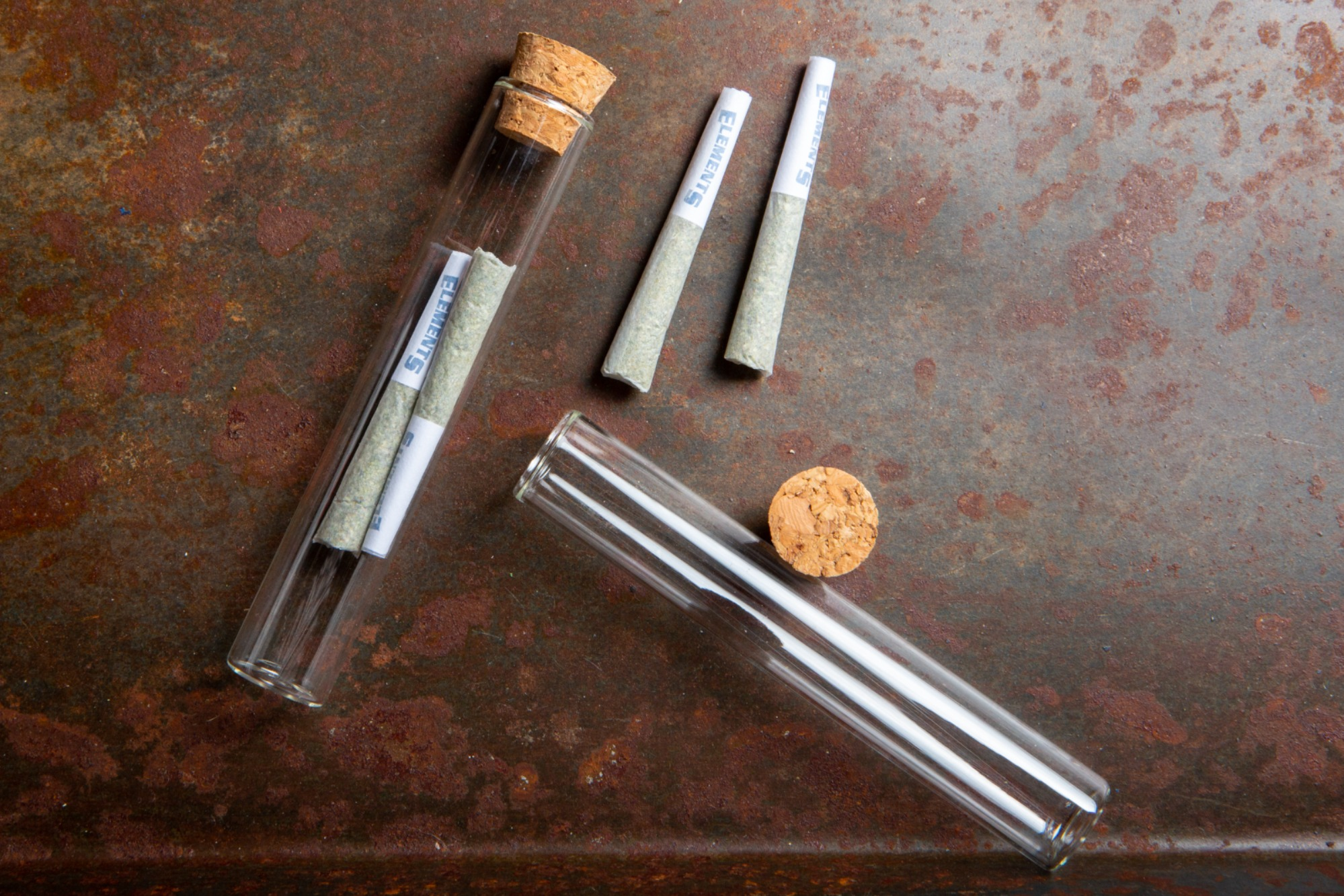 Photograph of product: Gud Gardens 2 x Purple Hindu Kush Pre-Rolls