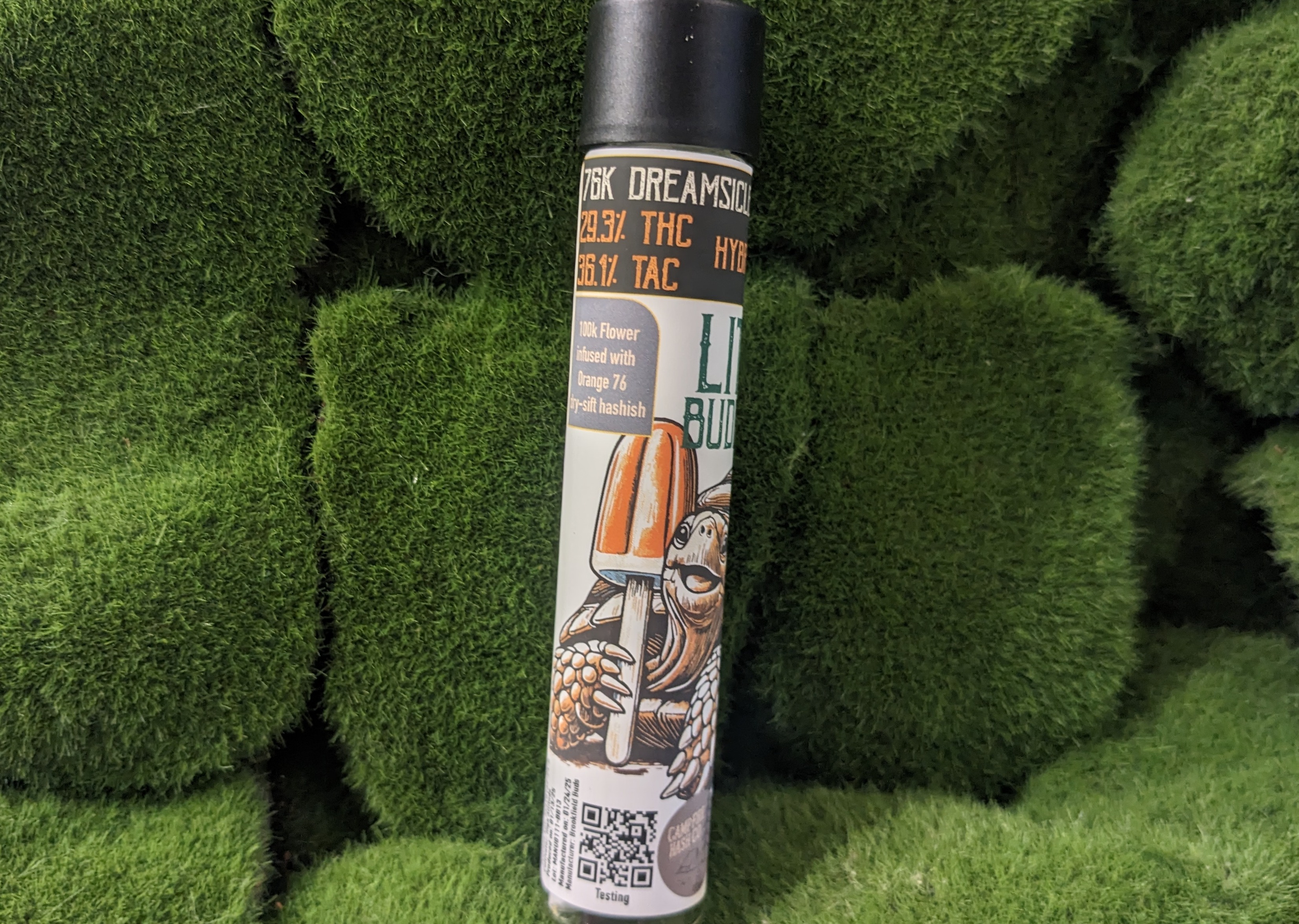 Photograph of product: .35g Dry Sift au chocolat Infused Pre Roll 3 Pack | 76K Dreamsicle | High Altitude