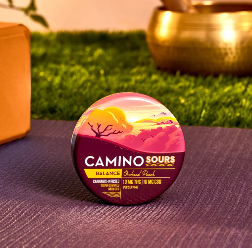 Photograph of product: Orchard Peach Balance [H] | 1:1 THC:CBD | 10PK 100MG Sour Gummy | Camino