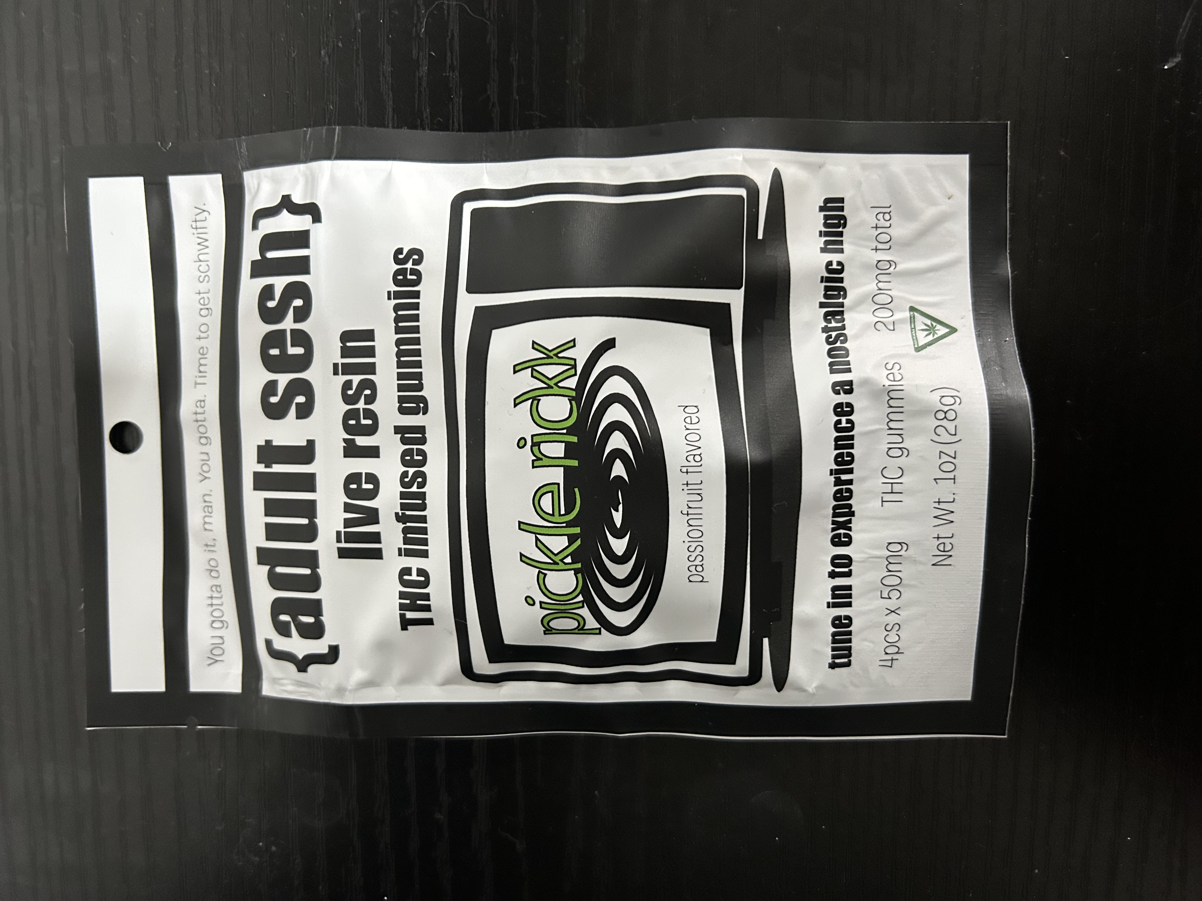 Photograph of product: Adult Sesh - Passionfruit - 200mg Live Resin Gummies (4x50mg)