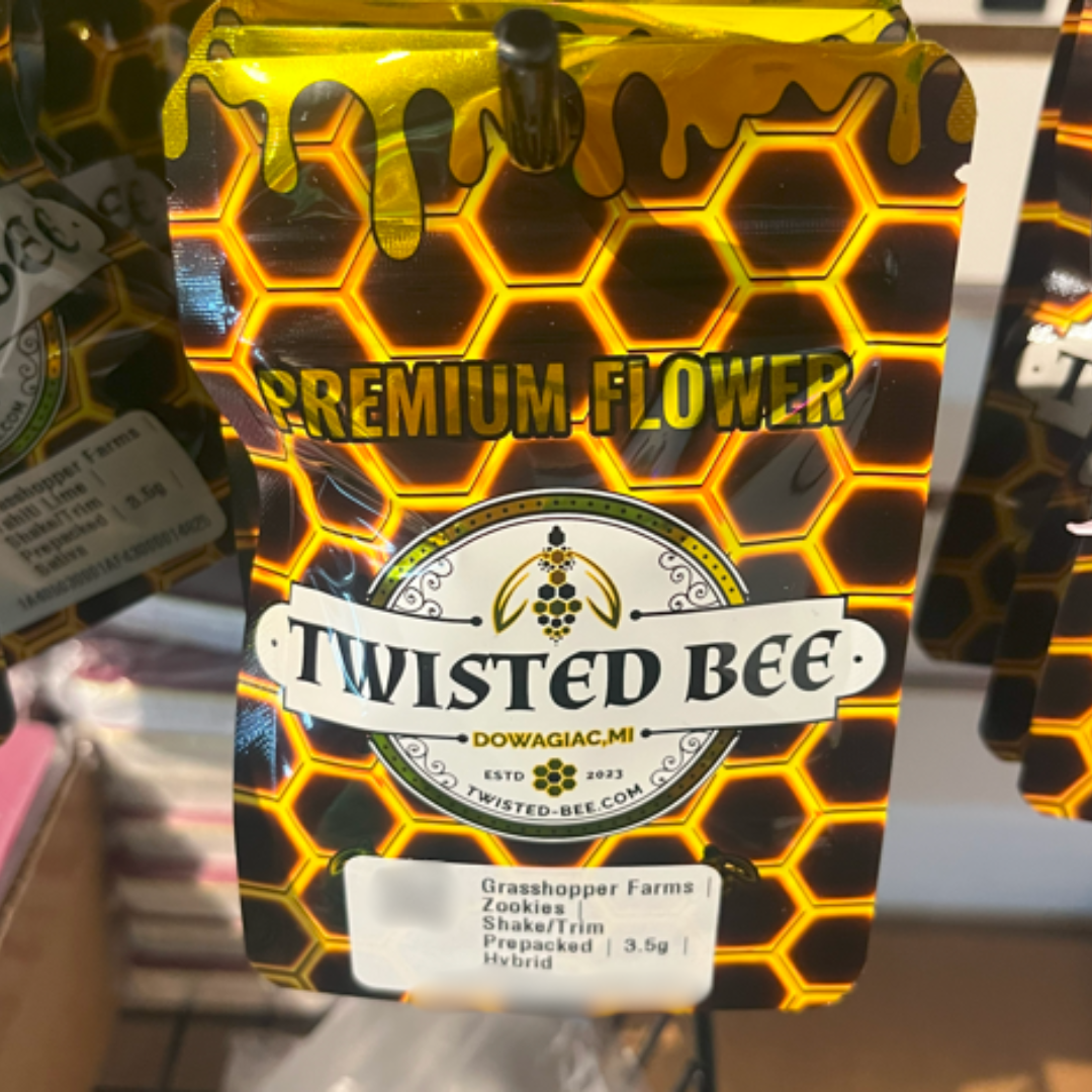 Photograph of product: Grasshopper Farms | Jealousy | Shake/Trim Prepacked Hybrid - 3.5g