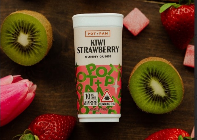 Photograph of product: KIWI STRAWBERRY GUMMIES | 20 PCS | 10MG