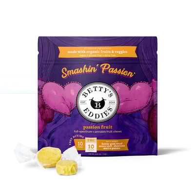 Photograph of product: Betty's Eddies - Fruit Chews - Passion Fruit 10pk (100mg)