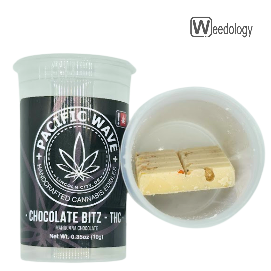 Photograph of product: Pacific Wave 100mg PEANUT BUTTER AVALANCHE Chocolate Bitz