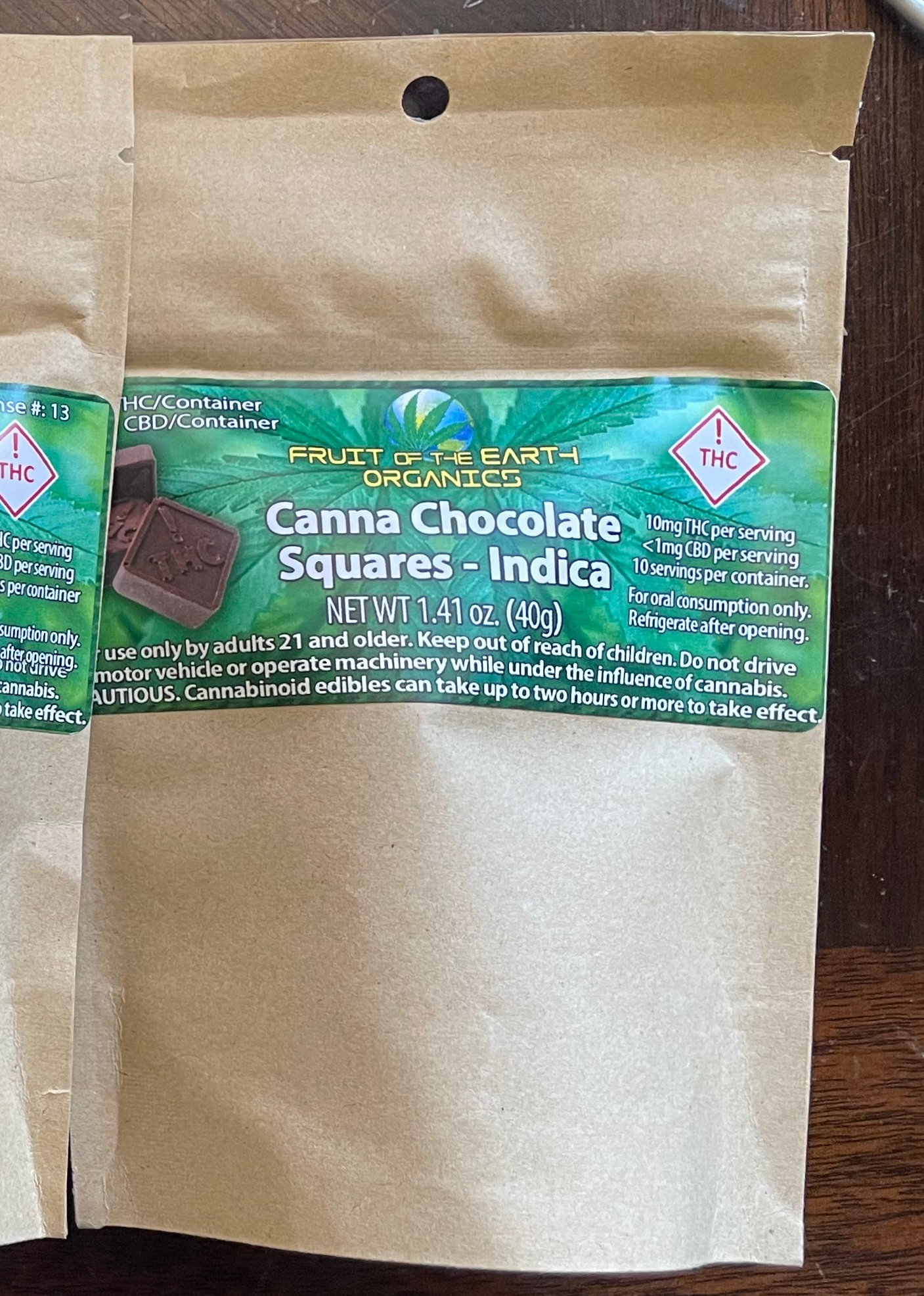 Photograph of product: CANNA CHOCOLATE SQUARES (10MG) EACH 10PK 100MG TH-oui PER PACK (Oui'd)