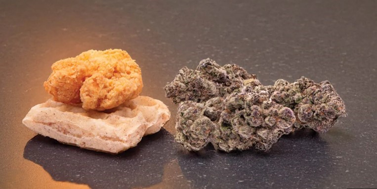 Photograph of product: Flower | Chicken & Waffles - 3.5g