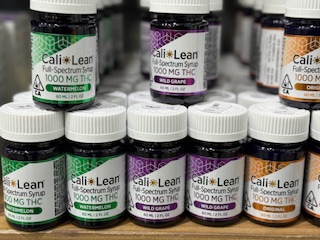 Photograph of product: WILD GRAPE 1000MG TH-oui FULL-SPECTRUM SYRUP - 60 MG