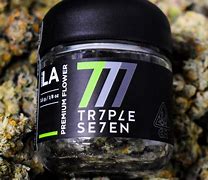 Photograph of product: Premium Shelf Triple 7 Twisted Helix (H) - 7g