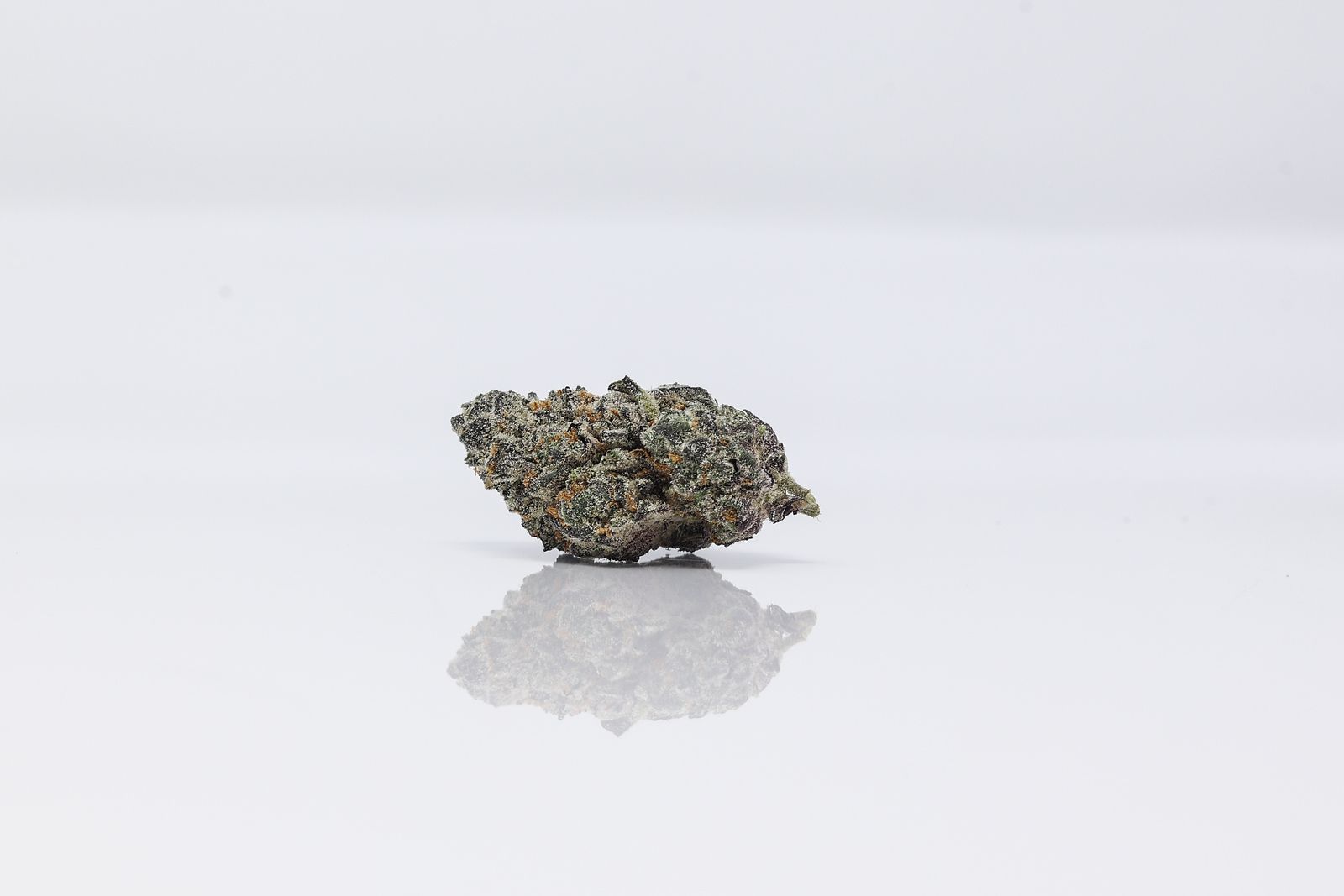 Photograph of product: BOLD | Luxar Dos | Flower | 3.5g