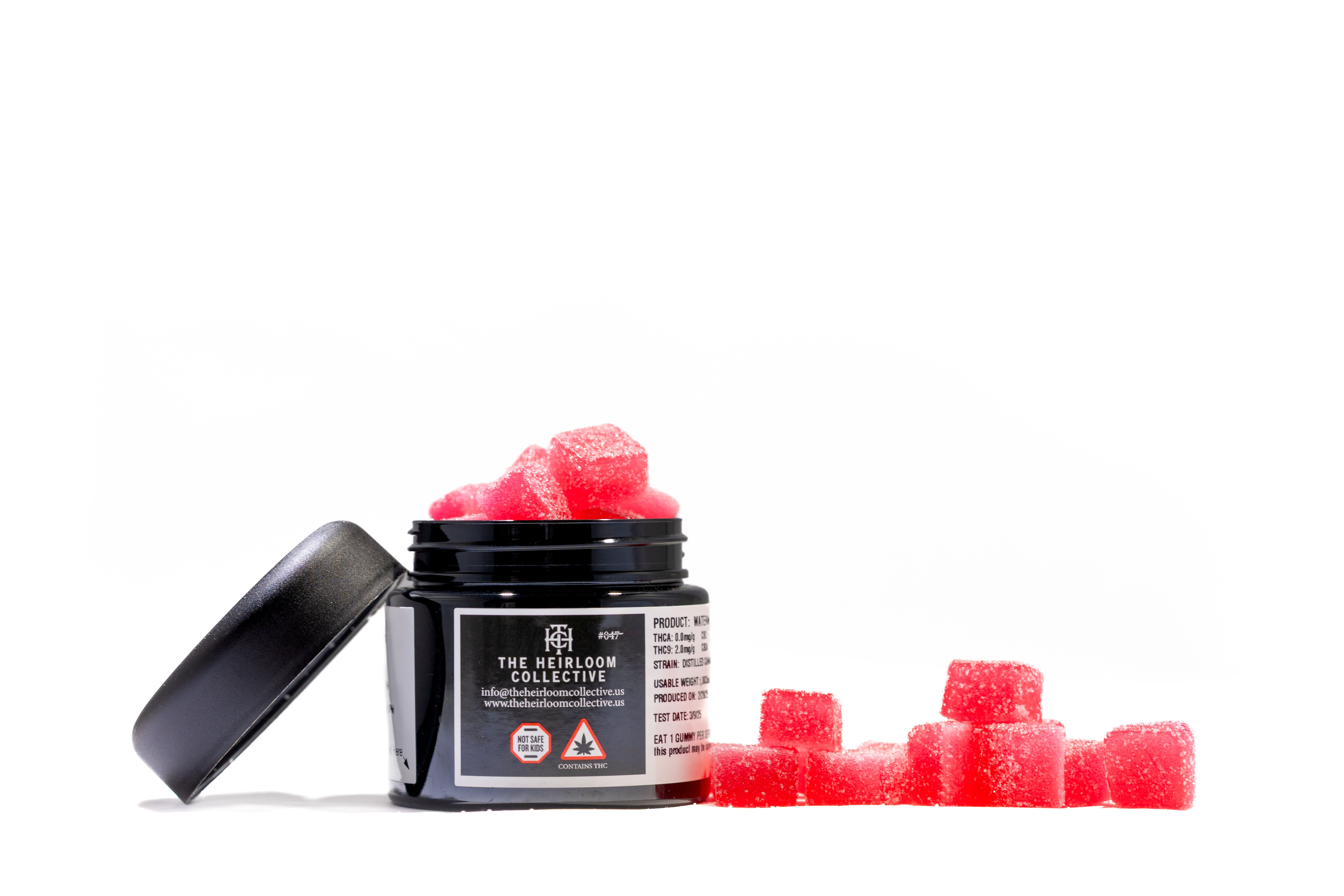 Photograph of product: Watermelon Cubes 100mg The Heirloom Collective