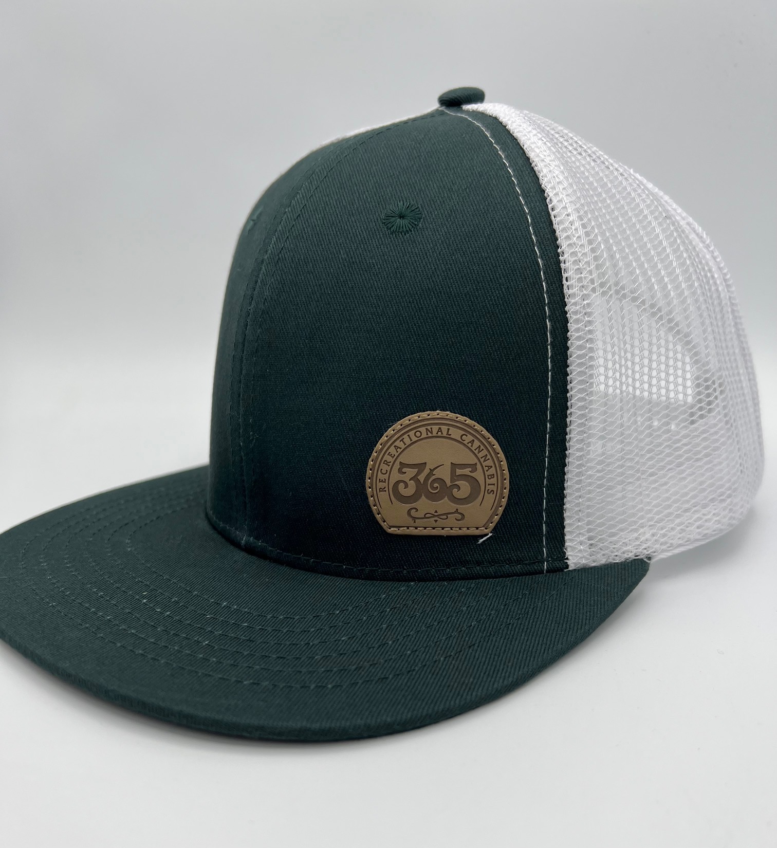 Photograph of product: 365 Recreational - Snapback Hat