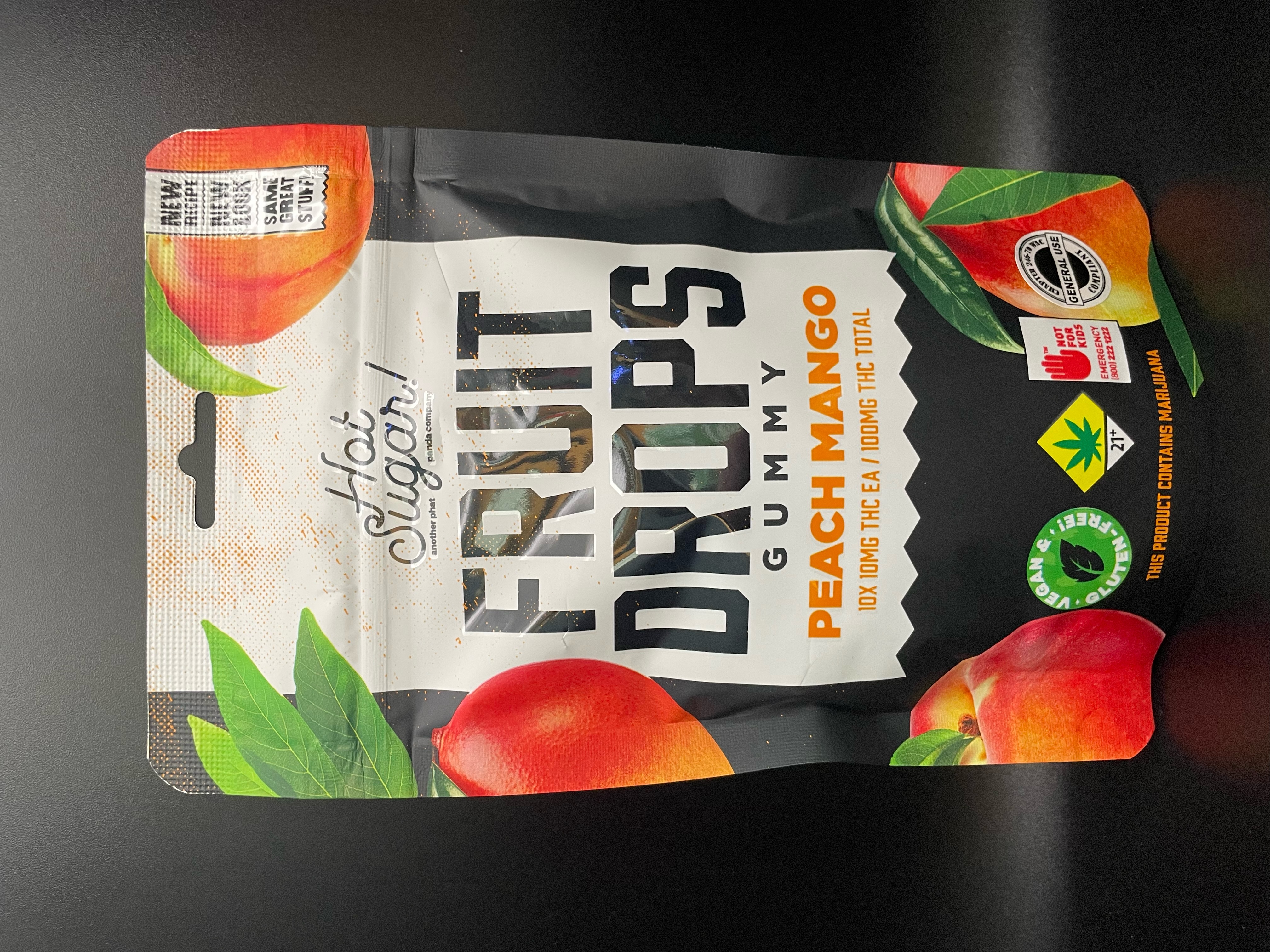 Photograph of product: DOH Panda Fruit Drops - Peach Mango 10pk (1.76oz)
