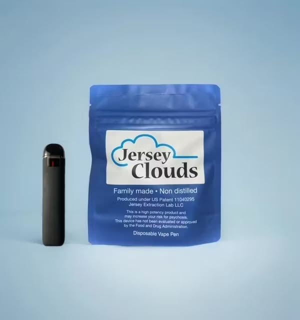 Photograph of product: Jersey Clouds Triple OG FSO Disposable Cartridge - 0.3g