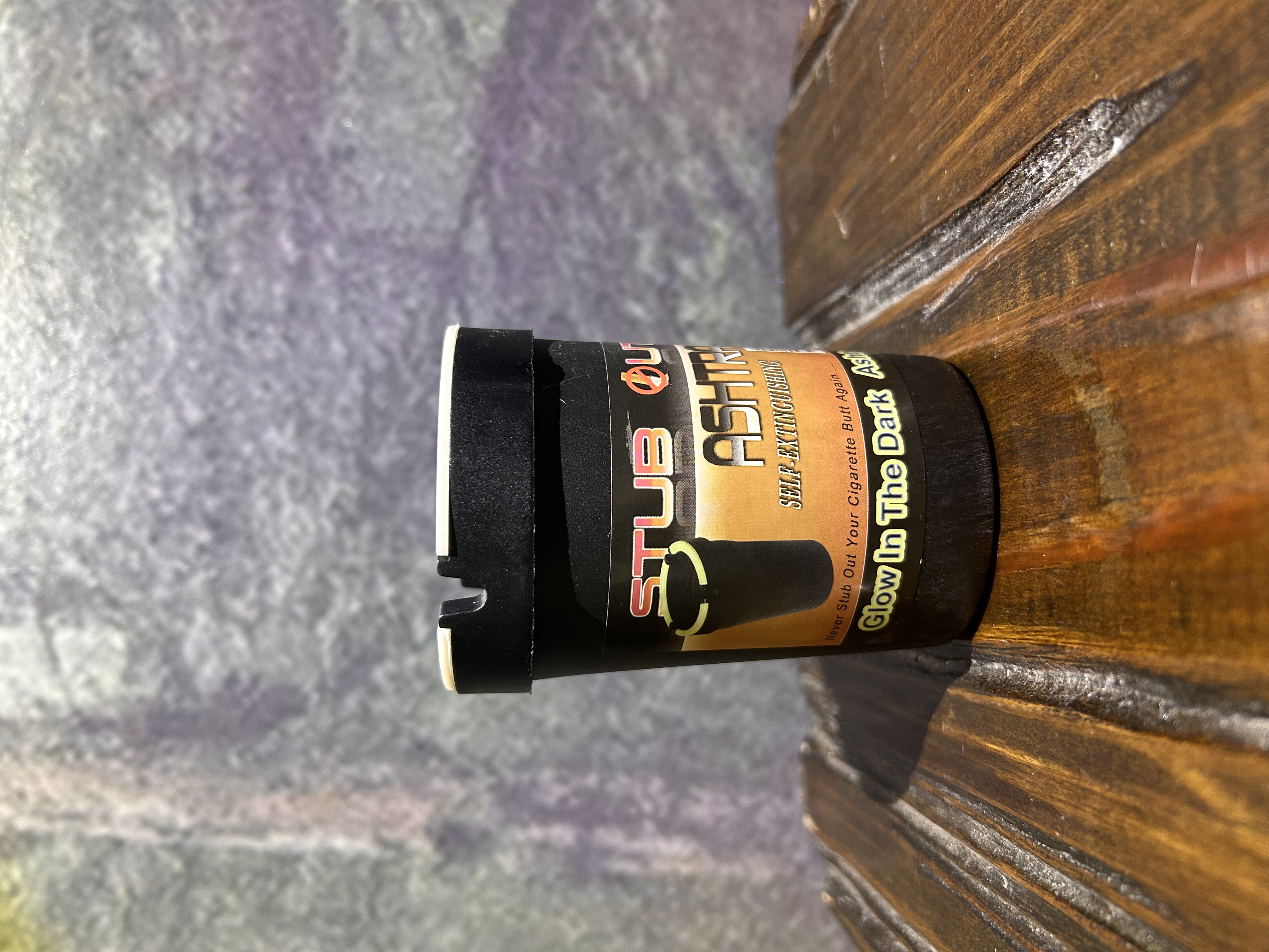 Photograph of product: Self Extinguishing Ashtray