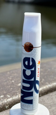 Photograph of product: Black Widow Live au chocolat Rosin AIO | Daytime | Nyce