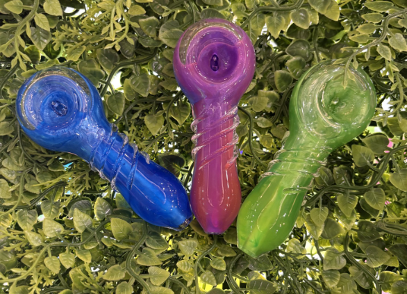Photograph of product: Assorted Color Glycerin Hand Pipe Swirl