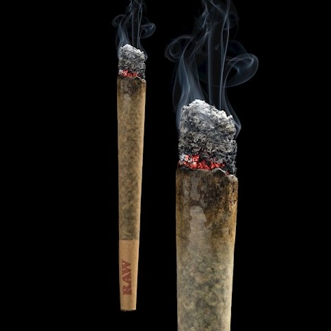 Photograph of product: Boysenberry Truffles Luxury Label Pre-Roll | 1g