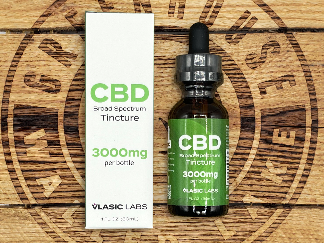 Photograph of product: Vlasic | CBD Tincture | 3,000mg Broad Spectrum
