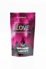 Photograph of product: 4:1 Love Strawberry watermelon gummies