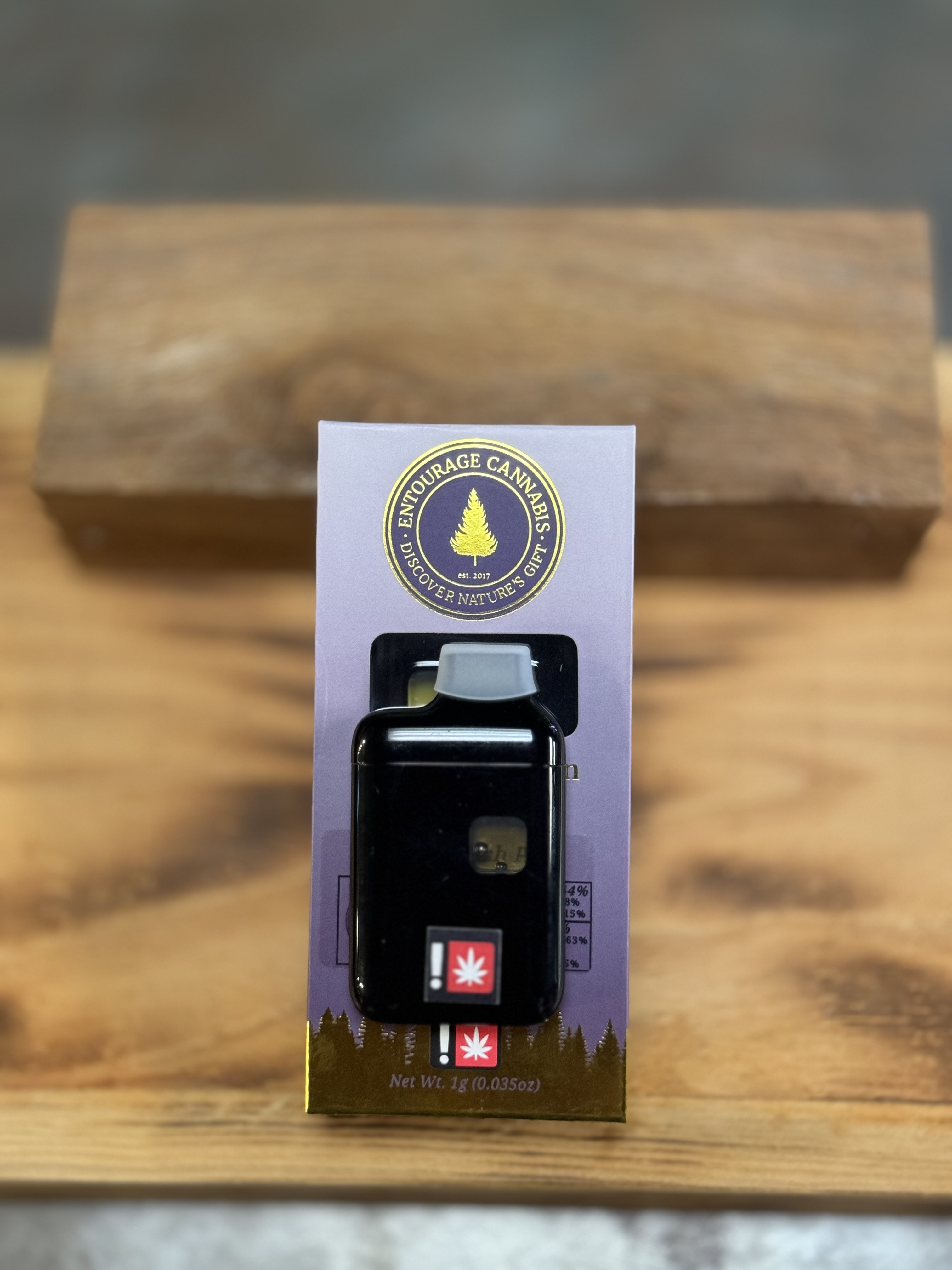 Photograph of product: Entourage AIO Pia All-In-One Live Resin Cartridge