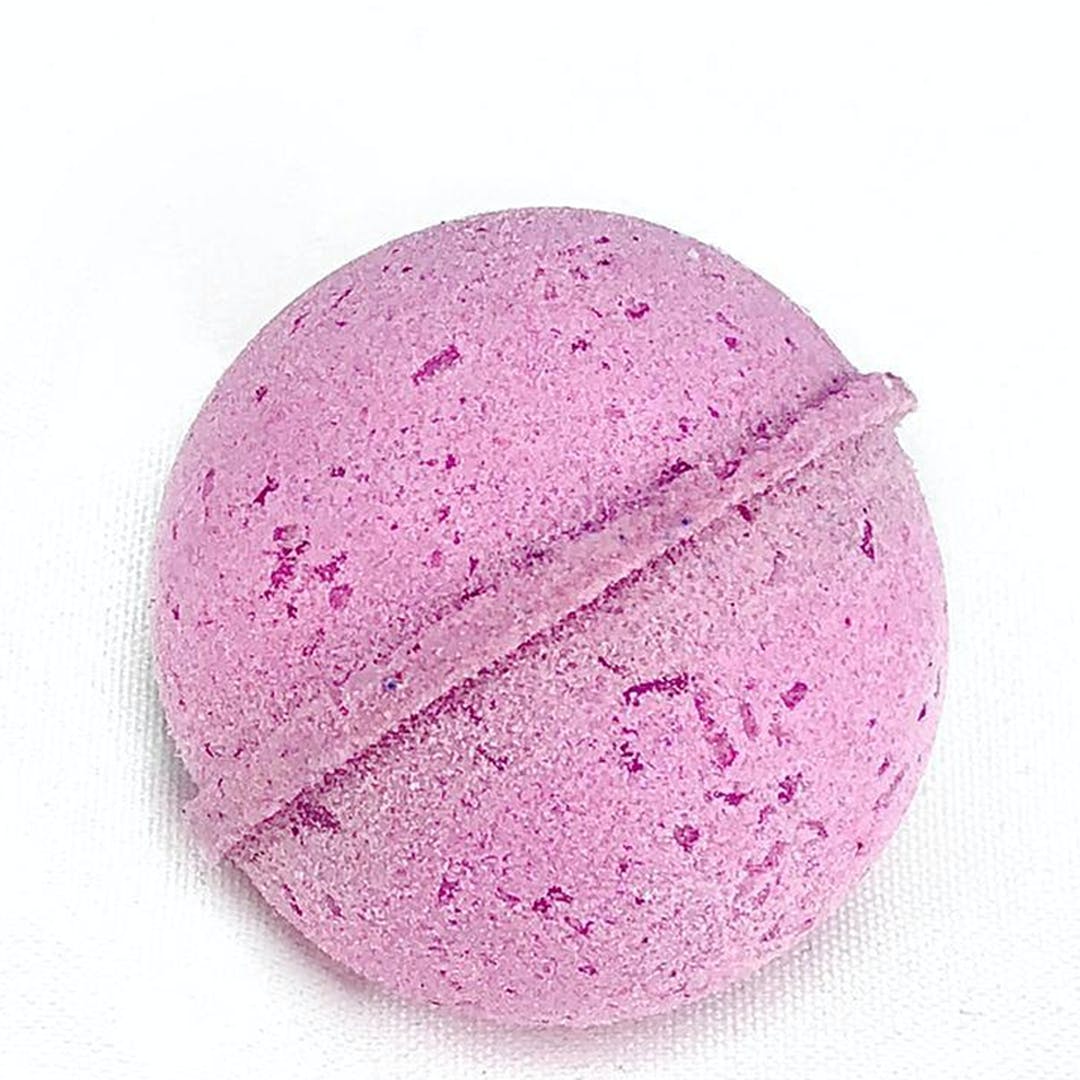 Photograph of product: Bath Bombs CBD: Stress Relief | Blue Lake