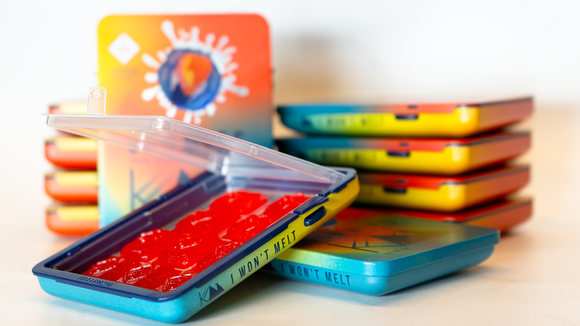 Photograph of product: Peach (H) - 100mg Solventless Gummies - Kush Masters