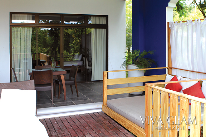 viva glam magazine property review costa rica travel