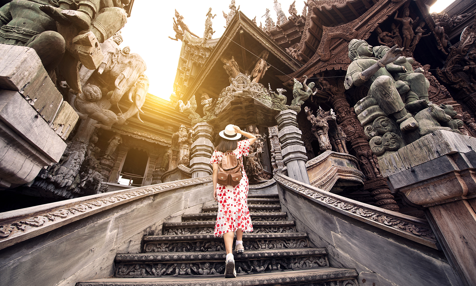 angkor-wat-why-living-abroad-is-a-good-idea-travel-asia